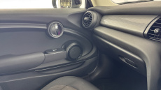 MINI Hatchback 1.5 Cooper Classic II 3dr Petrol Hatchback